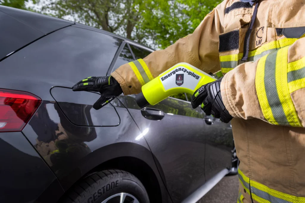 TTS-EmergencyPlug-13_1200x1200